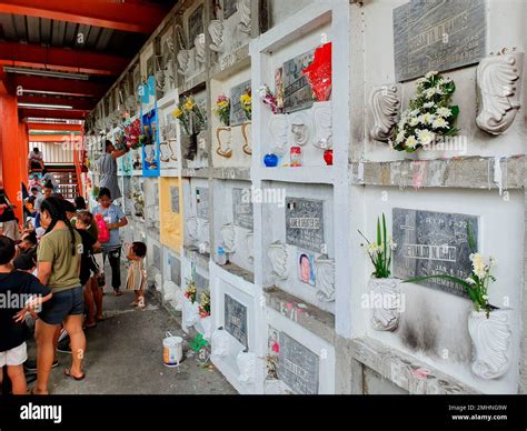 manila north cemetery list of dead|Locate dearly departed at the Manila North Cemetery with this .